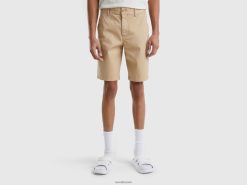 beige Benetton kvinner chino bermudaer i stretchbomull 20TRB1436