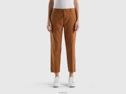 beige Benetton kvinner cropped chinos i stretchbomull 20TRB4070