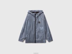 grå Benetton barn regnbeskyttelsesmønstret jakke 20TRB1648