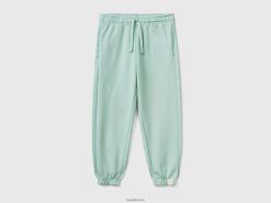 grønn Benetton barn joggebukse i resirkulert stoff med snøring 20TRB2705