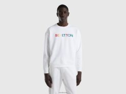 hvit Benetton menn genser med rund hals og logotrykk 20TRB4508