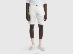 kremhvit Benetton kvinner bermudaer i 100% lin 20TRB1452