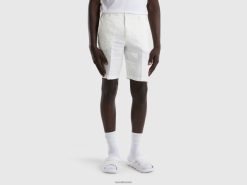 kremhvit Benetton kvinner bermudaer i rent lin 20TRB1449