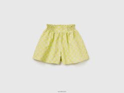 lime Benetton barn mønstrede shorts i linblanding 20TRB5445