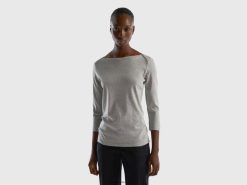 lysegrå Benetton kvinner t-skjorte med båthals i 100 % bomull 20TRB3933