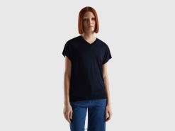 mørke blå Benetton kvinner kortermet genser i viskoseblanding 20TRB35