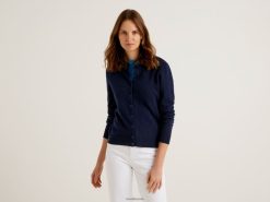 mørke blå Benetton kvinner mørkeblå cardigan med rund hals i ren merinoull 20TRB169