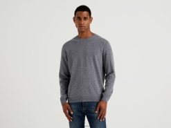 mørkegrå Benetton menn mørkegrå genser med rund hals i ren merinoull 20TRB1156