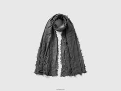 mørkegrå Benetton menn skjerf i viskoseblanding 20TRB1521