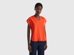 rød Benetton kvinner T-skjorte med v-hals i 100 % bomull 20TRB314