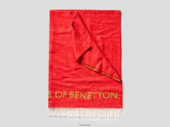 rød Benettonfrynsete teppe med logo 20TRB6023