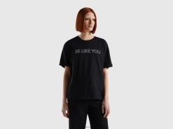 svart Benetton kvinner T-skjorte i 100 % bomull med slagord 20TRB3877